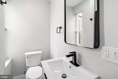 2040 Fernon Street, Philadelphia, PA 19145 - Photo 11