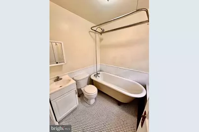 243 W Rittenhouse Street #1A, Philadelphia, PA 19144 - Photo 7