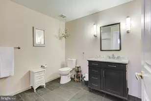 837 N 2nd St, Philadelphia, PA 19123 - Photo 23