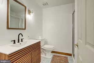 837 N 2nd St, Philadelphia, PA 19123 - Photo 9