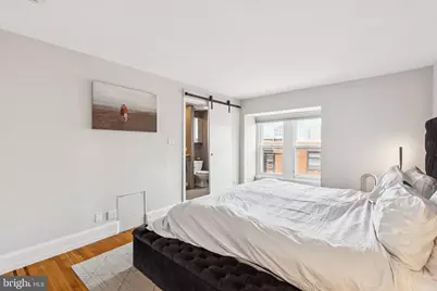 2219 Delancey Place #6, Philadelphia, PA 19103 - Photo 7