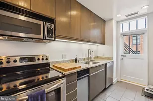 2219 Delancey Pl, Philadelphia, PA 19103 - Photo 15
