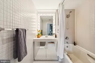 2219 Delancey Pl, Philadelphia, PA 19103 - Photo 21