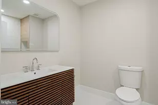 648 N 36th St, Philadelphia, PA 19104 - Photo 21