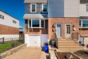 11720 Dimarco Dr, Philadelphia, PA 19154 - Photo 3
