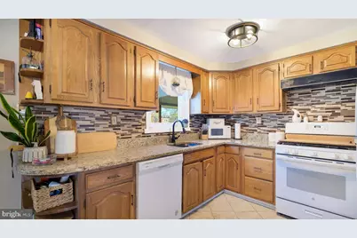 11720 Dimarco Drive, Philadelphia, PA 19154 - Photo 17