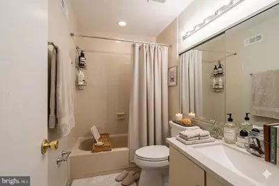 210 Church Street #1D, Philadelphia, PA 19106 - Photo 23