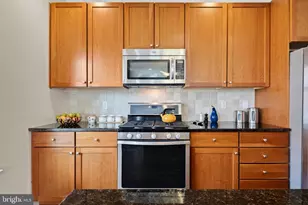 600 Commodore Court, Philadelphia, PA 19146 - Photo 11