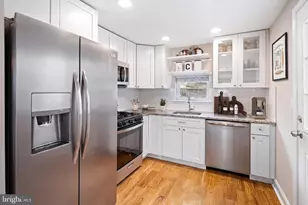 727 McClellan St, Philadelphia, PA 19148 - Photo 7