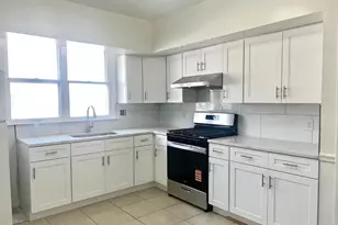 3327 Glenview St, Philadelphia, PA 19149 - Photo 9