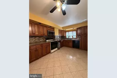 2620 S 10th Street, Philadelphia, PA 19148 - Photo 7