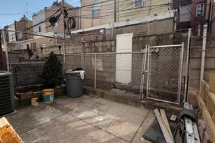 2620 S 10th St, Philadelphia, PA 19148 - Photo 25