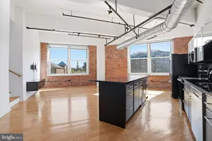 444 N 4th St, Philadelphia, PA 19123 - Photo 3