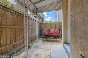 1933 N Palethorp St, Philadelphia, PA 19122 - Photo 17