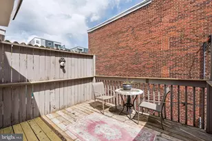 321 N 19th St, Philadelphia, PA 19103 - Photo 23