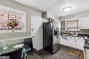 321 N 19th St, Philadelphia, PA 19103 - Photo 13