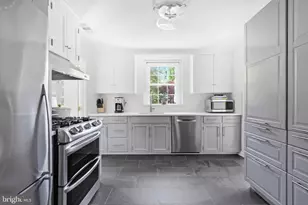 155 Rex Ave, Philadelphia, PA 19118 - Photo 7