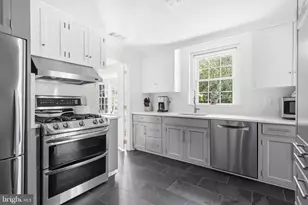 155 Rex Ave, Philadelphia, PA 19118 - Photo 9
