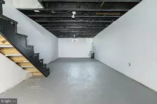 920 W Cambria St, Philadelphia, PA 19133 - Photo 19