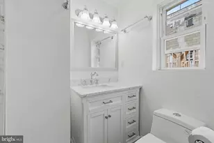 1006 Pine St, Philadelphia, PA 19107 - Photo 13