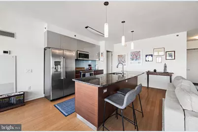 2101 Market Street #2001, Philadelphia, PA 19103 - Photo 13