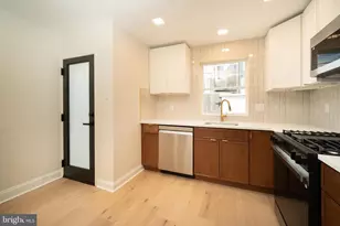 321 Emily St, Philadelphia, PA 19148 - Photo 7