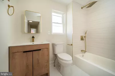 321 Emily Street, Philadelphia, PA 19148 - Photo 17