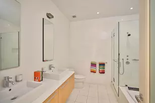 210 W Washington Square, Philadelphia, PA 19106 - Photo 27
