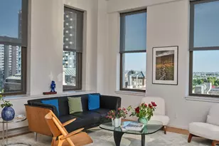 210 W Washington Square, Philadelphia, PA 19106 - Photo 15