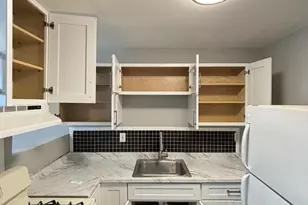1704 W Diamond St, Philadelphia, PA 19121 - Photo 9