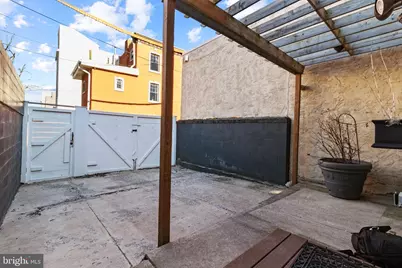 2443 E Cumberland Street, Philadelphia, PA 19125 - Photo 17