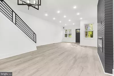 515 W Abbottsford Avenue, Philadelphia, PA 19144 - Photo 5
