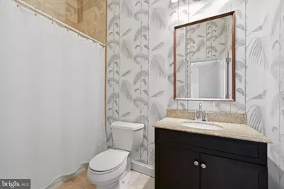 913 S 10th Street, Philadelphia, PA 19147 - Photo 21