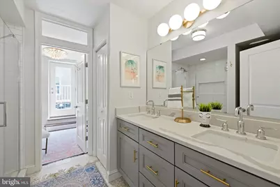 913 S 10th Street, Philadelphia, PA 19147 - Photo 17