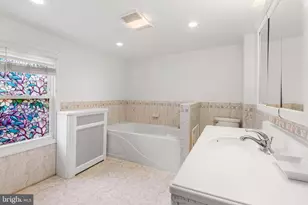345 W Mt Pleasant Ave, Philadelphia, PA 19119 - Photo 17