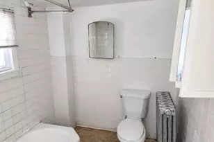 7032 Woodland Ave, Philadelphia, PA 19142 - Photo 9