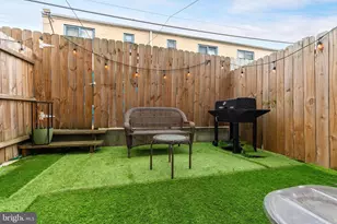 2147 Cross St, Philadelphia, PA 19146 - Photo 11