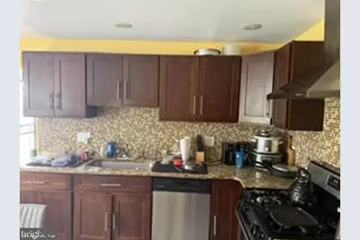 229 E Price Street, Philadelphia, PA 19144 - Photo 17