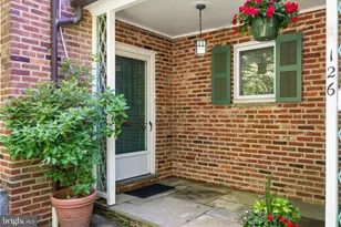 126 W Gravers Ln, Philadelphia, PA 19118 - Photo 3