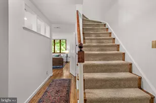 126 W Gravers Ln, Philadelphia, PA 19118 - Photo 5