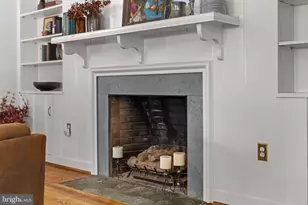126 W Gravers Ln, Philadelphia, PA 19118 - Photo 9