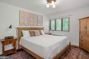 126 W Gravers Ln, Philadelphia, PA 19118 - Photo 21
