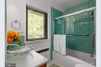 126 W Gravers Lane, Philadelphia, PA 19118 - Photo 33