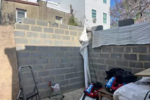 2536 N Warnock St, Philadelphia, PA 19133 - Photo 3
