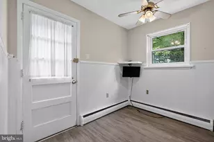 1126 Solly Ave, Philadelphia, PA 19111 - Photo 11