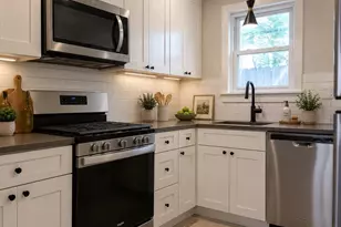 2131 Mountain St, Philadelphia, PA 19145 - Photo 5