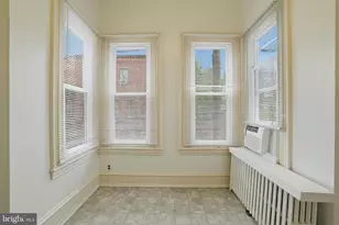 2441 Brown St, Philadelphia, PA 19130 - Photo 5