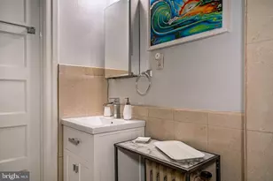 250 S 13th St, Philadelphia, PA 19107 - Photo 19