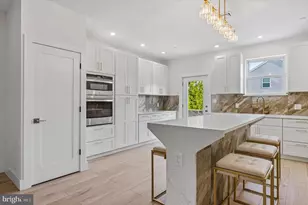 6995-8 Pechin St, Philadelphia, PA 19128 - Photo 11