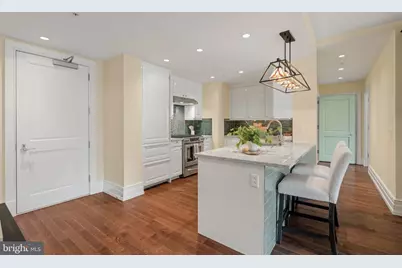 130 S 18th Street #609, Philadelphia, PA 19103 - Photo 5